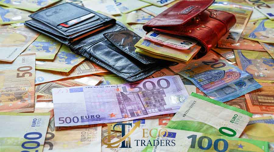 خرید دلار برای حفظ ارزش پول